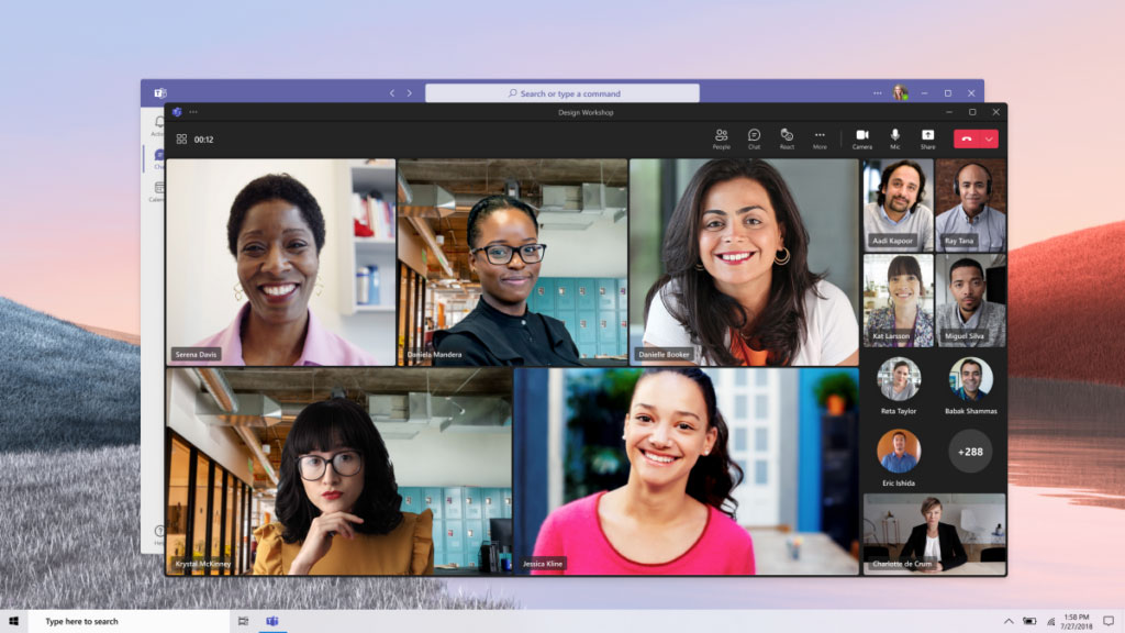 Foto eines Bildschirms, der eine Microsoft Teams Videokonferenz mit mehreren Personen zeigt. Bild: Microsoft