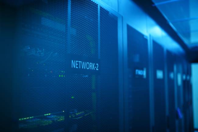 Der Cyber Resilience Act erhöht die Anforderungen an die Sicherheit von Hard- und Software. Bild: Pexels/panumas nikhomkhai